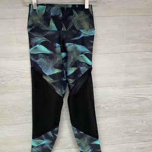 * | Liquido | leggings. Size M.